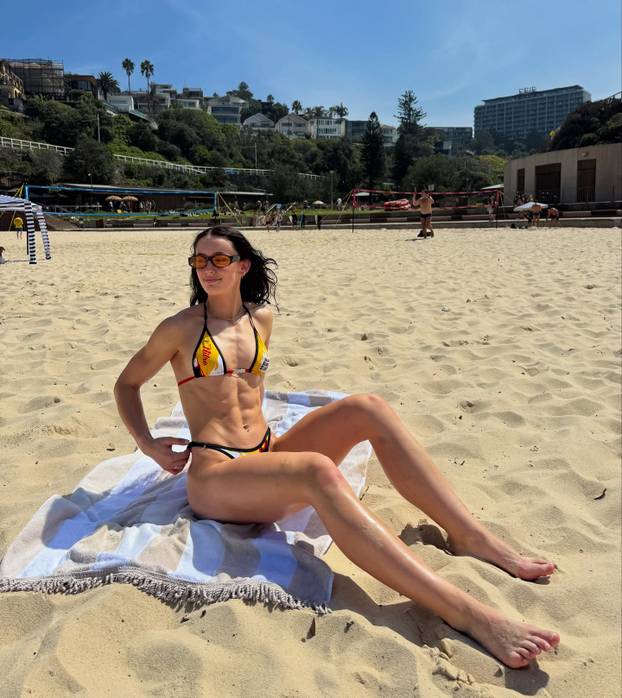 FOTO Tijelo joj je spektakl i nema ni grama masti: Ovako izgleda savršena trenerica!