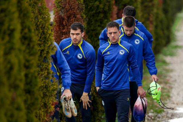 Sarajevo: Trening nogometne reprezentacija BiH uoči finalne utakmice doigravanja za Svjetsko prvenstvo