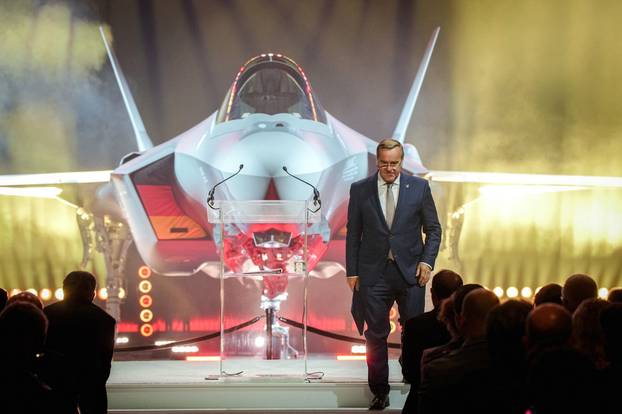 Delivery of the First F-35 Fighter Jet to Germany