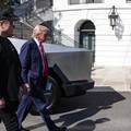 Elon Musk spasio ga je zatvora, a sada Trump spašava njegovu Teslu i prodaje ih u Bijeloj kući
