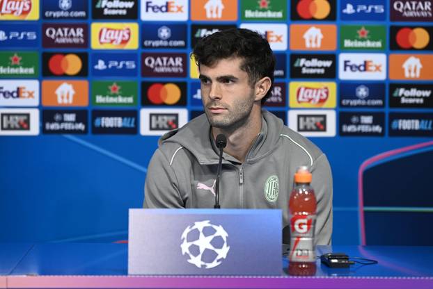 Zagreb: Konferencija za medije uoci utakmice zadnjeg kola lige prvaka GNK Dinamo - AC Milan, Trener Sergio Conceicao