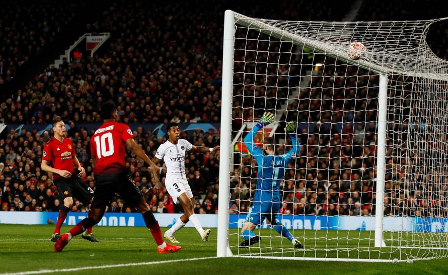 Champions League Round of 16 First Leg - Manchester United v Paris St Germain
