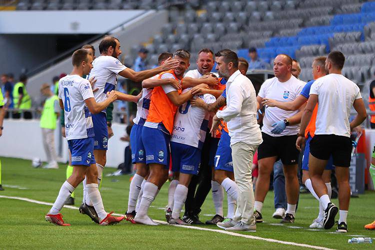 Osijek slavio teškom mukom: Neobjašnjiv autogol Nejašmića, Kleinheisler fantastično zabio