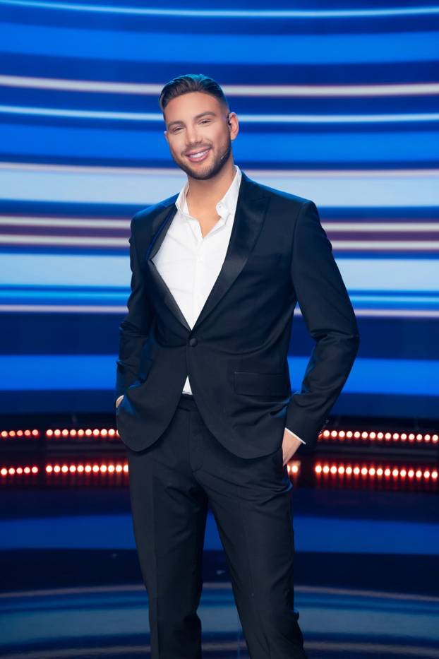 Alen Bičević presadio je kosu, smršavio, operirao nos... Evo kako se mijenjao kroz godine