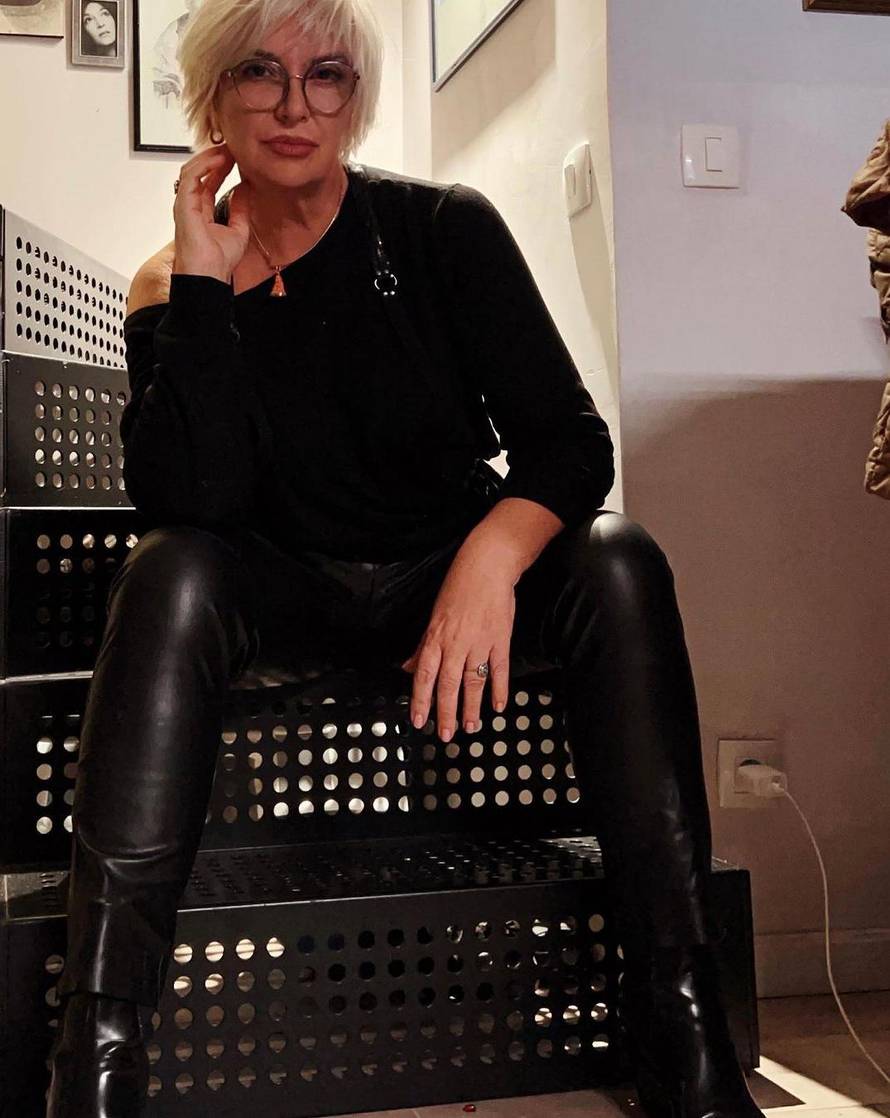 Danijela Dvornik pohvalila se rezultatom napornih treninga: 'Napokon sam stala u ove hlače'