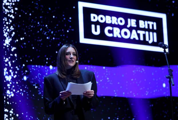 Zagreb: Božićni gala koncert Croatia osiguranja "Croatia povezana pjesmom" u KD Lisinski