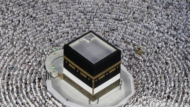 Muslim pilgrims pray ahead of the annual haj pilgrimage