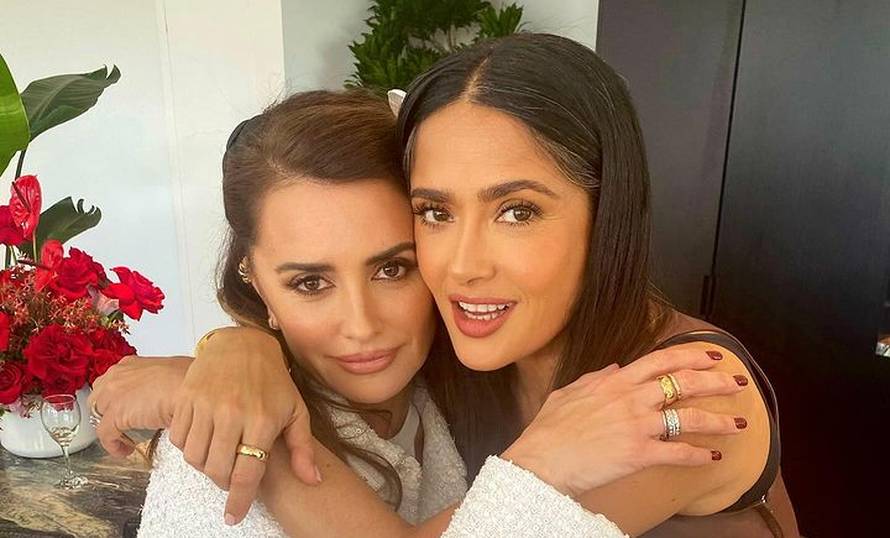 Koliko ljepote na jednoj fotki! Salma Hayek i Penelope Cruz oduševile su svoje fanove