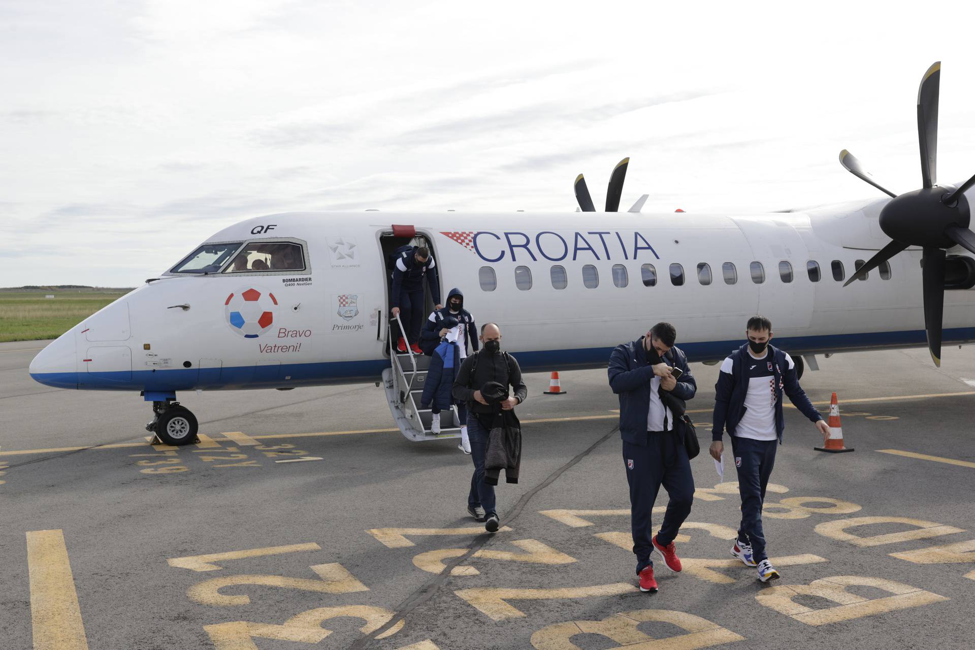 Arriving Team Croatia in Hotel and Covid-19 testing - 11.09.2021