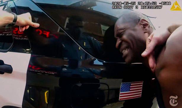 Dosad neobjavljene fotografije s policijske kamere na suđenju policajcu za Floydovo ubojstvo