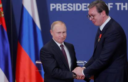 Vučić se sastaje s Putinom nakon špijunskog skandala