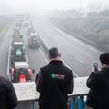 Veliki prosvjed poljoprivrednika u Francuskoj, poginula je žena: 'Dosta nam je ekoloških poreza'