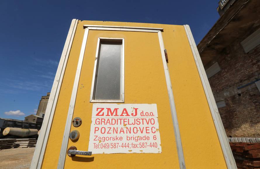 Gospi:ć Lokacija bivšeg industrijskog kompleksa PPK Velebit gdje se nalaze velike količine opasnog otpada
