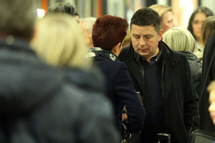 Navijači krenuli na put, s njima je i legendarni trener Pavličević