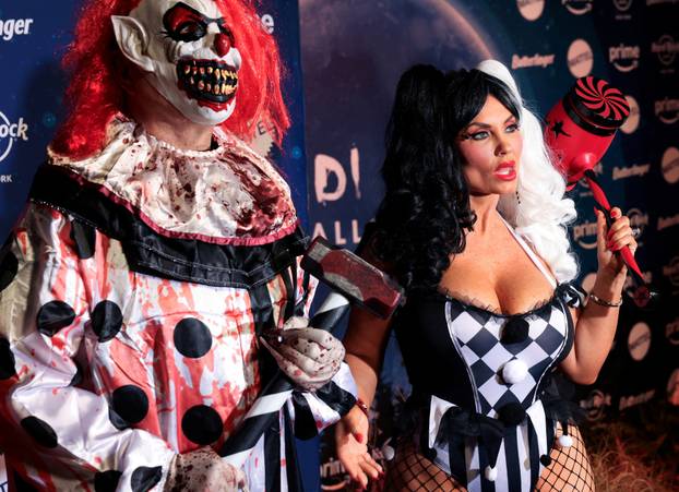 Heidi Klum hosts annual Halloween party in New York