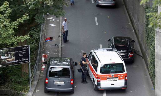 Užas u Bernu: Autom pokosio prosvjednike, dvoje poginulih