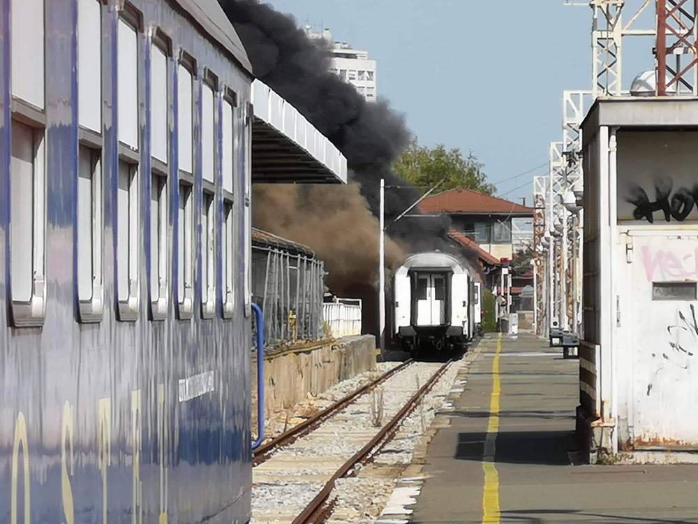 Ugasili vagon koji se zapalio na Glavnom kolodvoru u Zagrebu