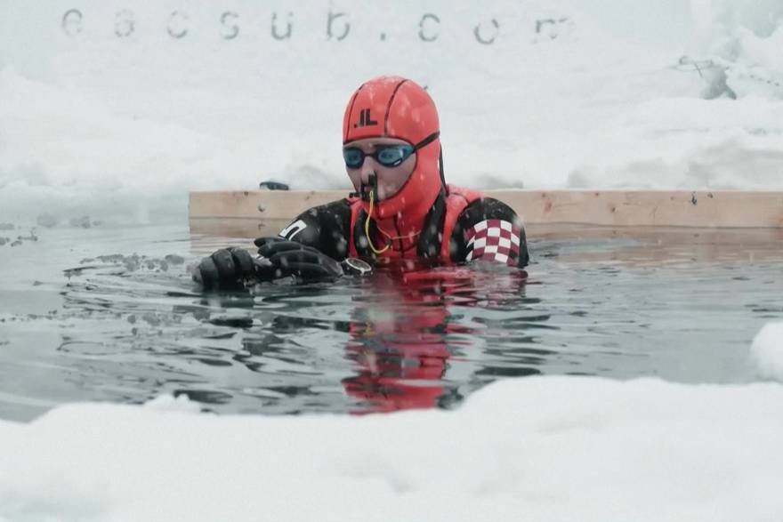 Svjetski rekord u ronjenju pod ledom Valentine Cafolle