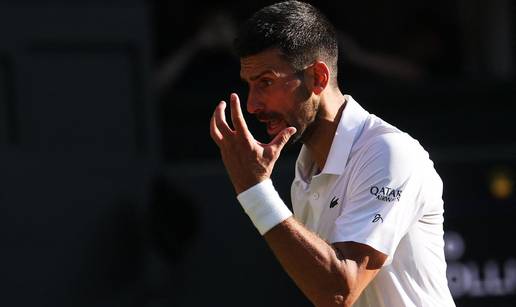 VIDEO Bijesni Đoković opet urlao na svoje trenere: 'Šutite! Da niste riječ progovorili...'