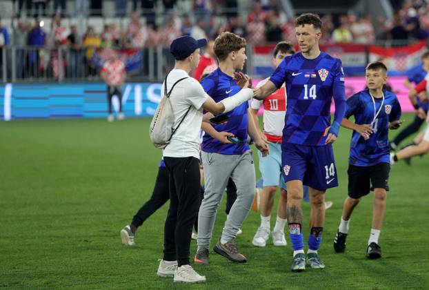 Osijek: Slavlje Hrvatske na stadionu nakon pobjede nad Češkom rezultatom 5:1