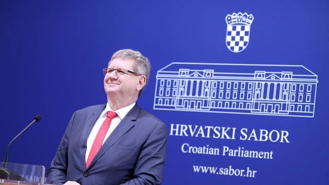 Zagreb: Mirando MrsiÄ zatraÅ¾io transparentnost, uzajamnost i solidarnost Zakona o mirovinskom osiguranju