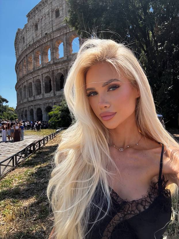 FOTO WOW! Teško je skinuti pogled s nje: Ovo je najljepša Poljakinja, bila je i misica...