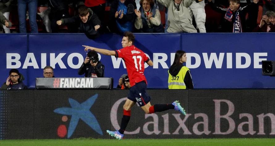 LaLiga - Osasuna v FC Barcelona