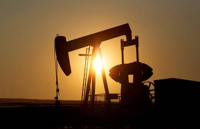 Cijene nafte rastu već drugi tjedan zaredom, više od 3 posto