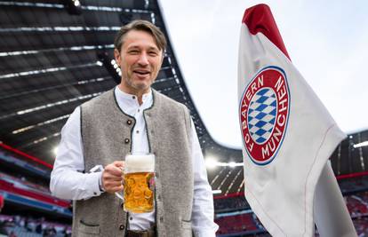 Niko, legendo, sve najbolje! Od malena je živio za svoj Bayern