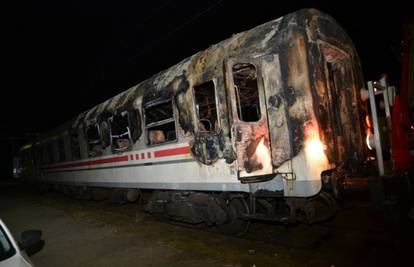 Kod Nove Gradiške zapalio se putnički vlak, nema ozlijeđenih 