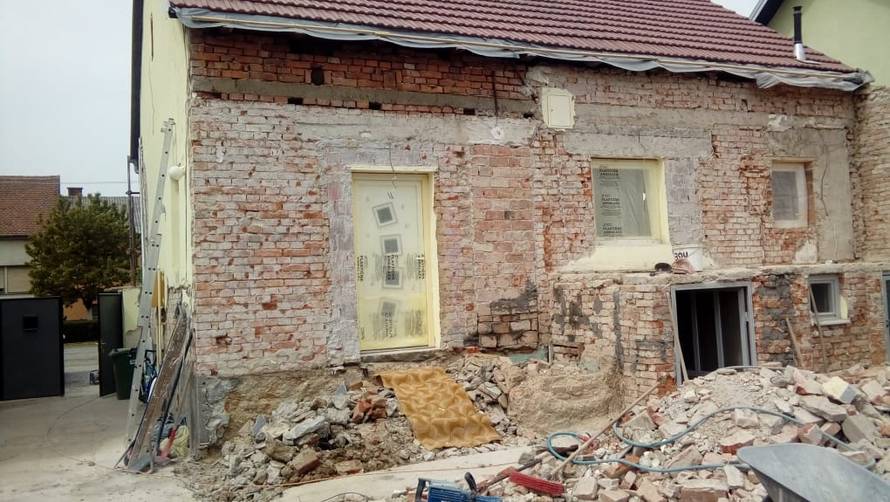 Ivana i Alen obnovili kuću staru 80 godina: Noću smo planirali, a po danu gradili - i to sve sami