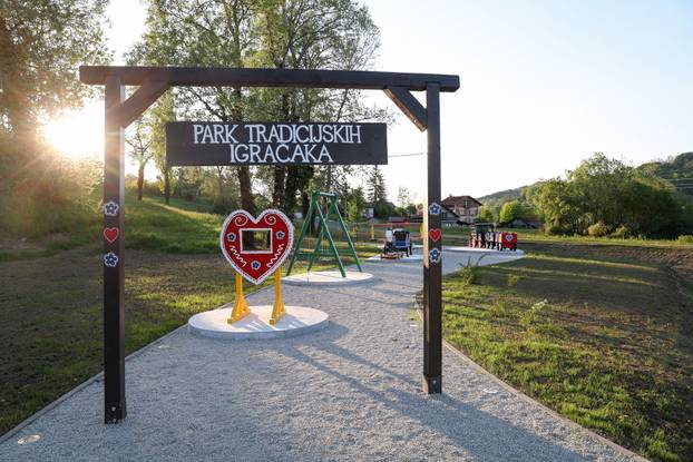Otvoren Park tradicijskih igračaka u Tuhelju