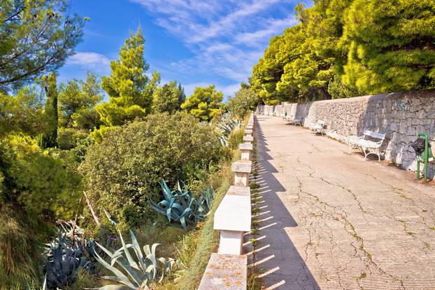 Marjan,Hill,Above,Split,Mediterranean,Walkway,View,,Dalmatia,,Croatia