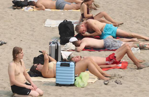 Zadnji trzaji ljeta na splitskim plažama