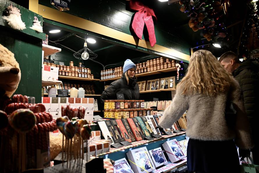 Koncert Curses u petak, Yammat live s EU Adventa, drugi humanitarni Cooking Duel