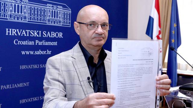 Zagreb: Goran AleksiÄ o kaznenoj prijavi protiv banaka osuÄenih u kolektivnom sluÄaju Franak