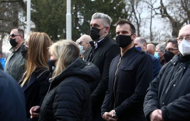 Sprovod velikana hrvatskog nogometa Zlatka Kranjčara na zagrebačkom groblju Mirogoj