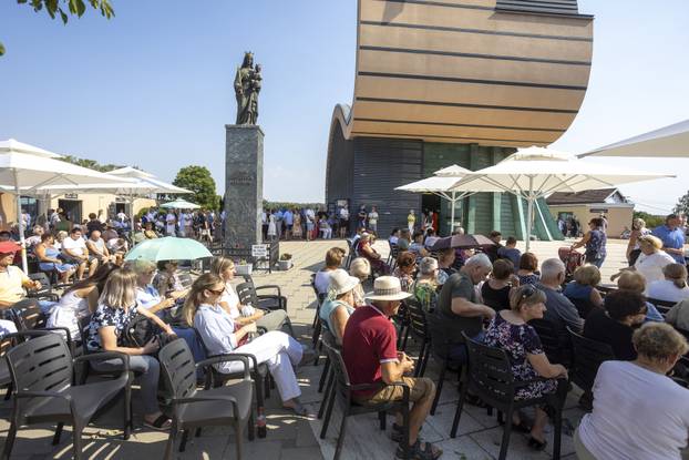 Aljmaš: Marijansko svetište Gospe od Utočišta na blagdan Velike Gospe