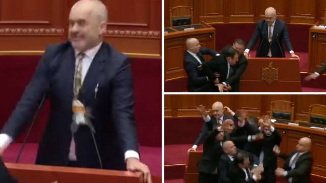 Premijera gađao jajima: Pravi kaos u albanskom parlamentu!