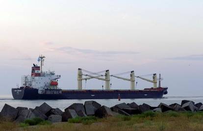 Prvi brod humanitarne pomoći od početka rata isplovio iz Ukrajine, vozi žito za Afriku