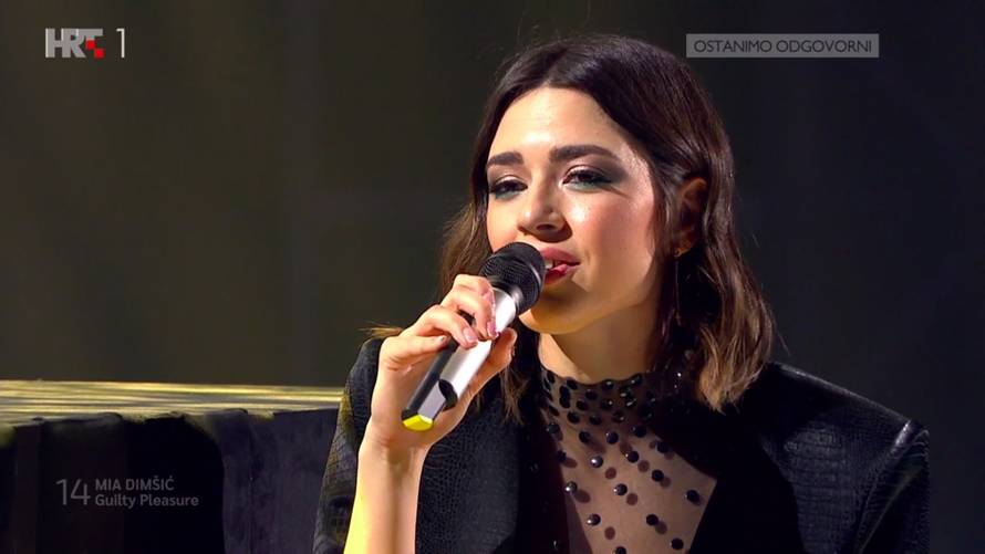 Twitter gori od komentara na nastup Mije Dimšić: Zvala je Taylor Swift, hoće svoj hit nazad