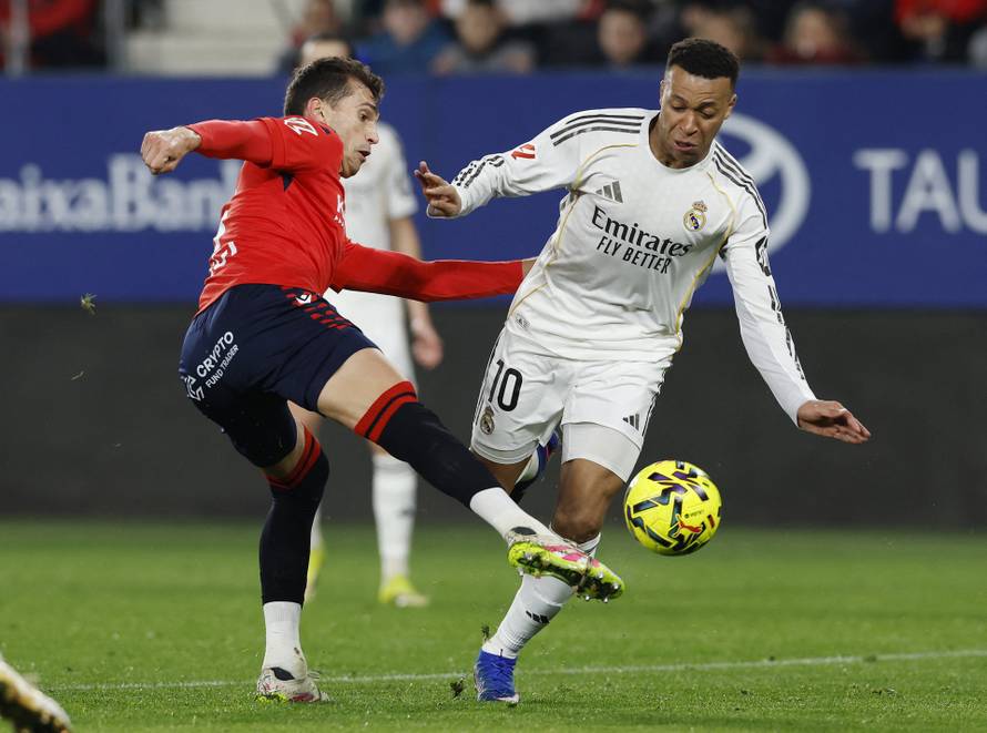 LaLiga - Osasuna v Real Madrid