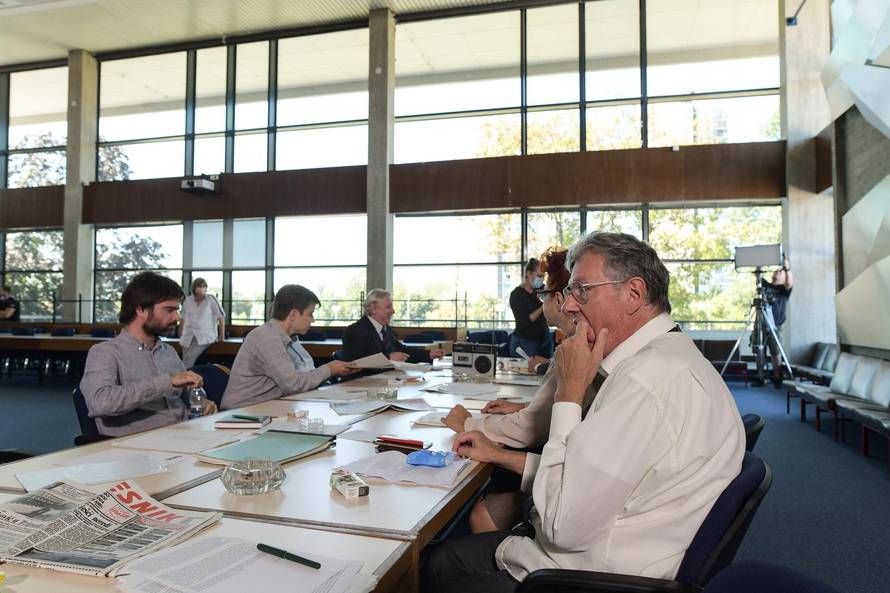 Snimanje serije na krilima crnih labudova: 'Susreli su se korona i potres. Nije moglo biti gore...'