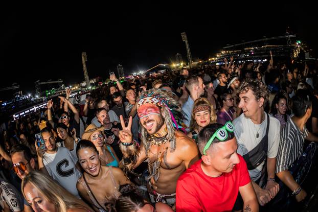 Split - Treca Vecer Ultra Festivala.  DJ-a Afrojack