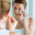 Osnažite kožu: Sasvim prirodna sredstva za uklanjanje šminke