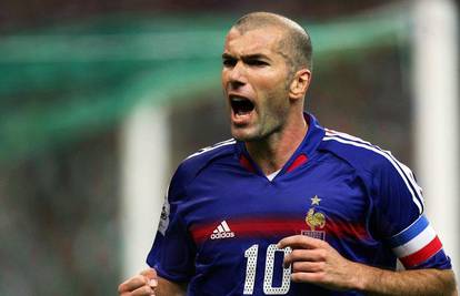  Zidane: Šteta što nikad nisam igrao sa Scholesom