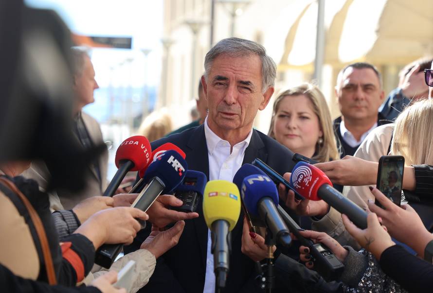 Milorad Pupovac stigao na Dane srpske kulture u Split