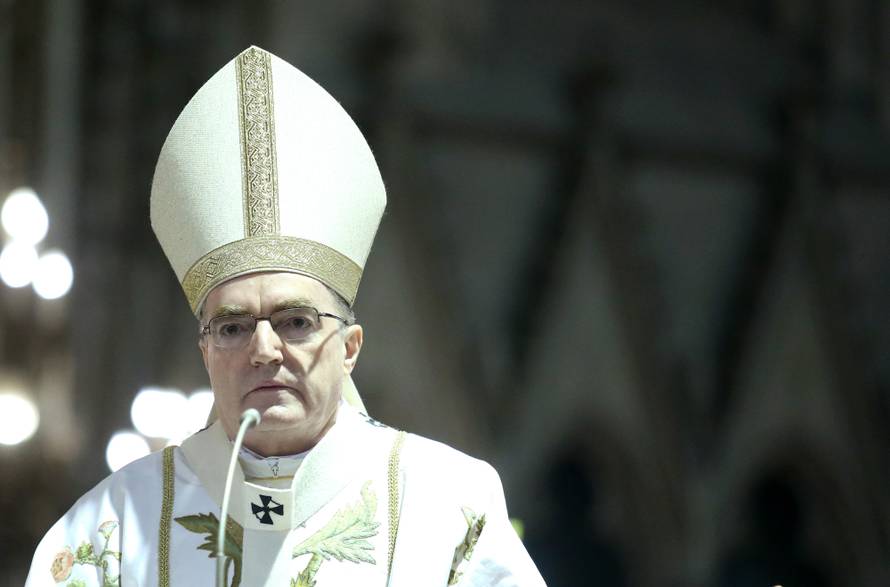 Papa smjenjuje Bozanića, nije zadovoljan kako vodi Crkvu?