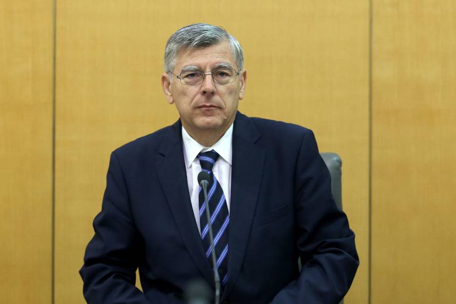 Pala Vlada: Oreškoviću sa 125 glasova izglasali nepovjerenje