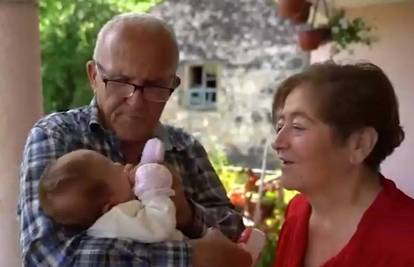 Sonja (57) i Marko (69) iz Crne Gore postali roditelji djevojčice: Želja nam je da rodim i dječaka